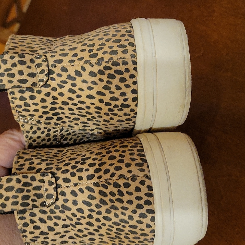 Universal Thread Leopard Print Sneakers - image 3